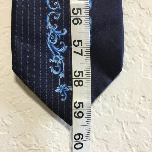 Gianni Versace Authentic Silk Men's Necktie Blue Made in Italy - Picture 11 of 11